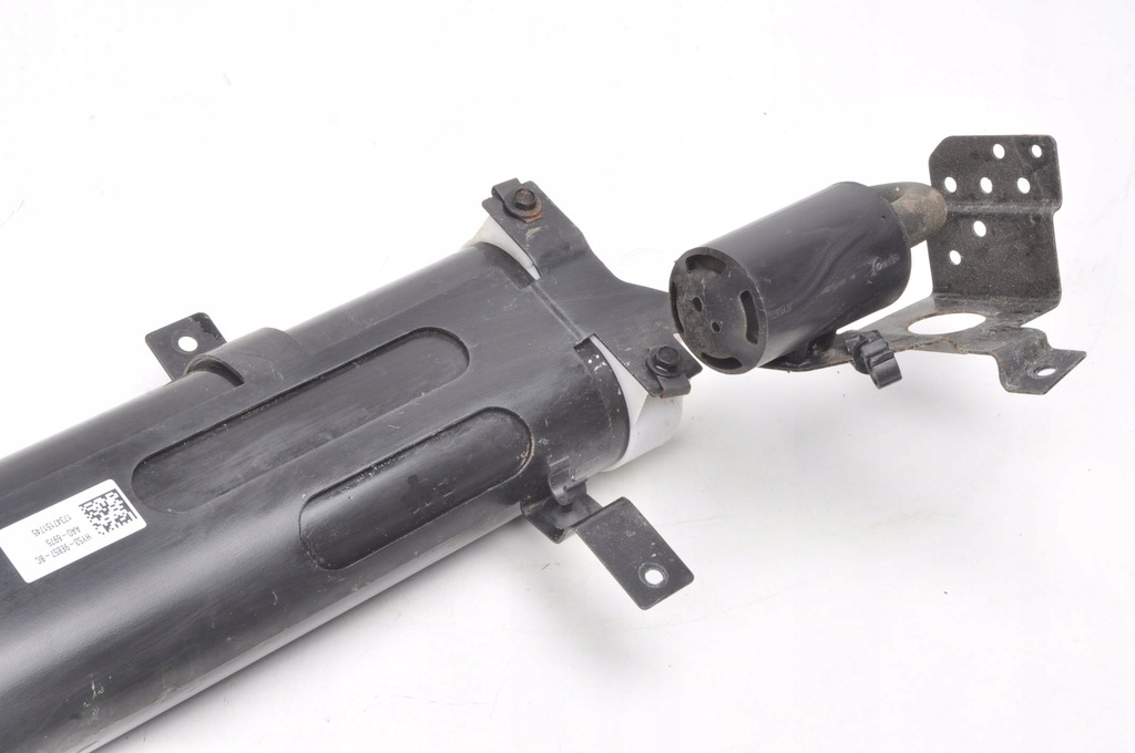 фото №7, Aston martin db11 4.0 фильтр угольный hy53-9e857-bc