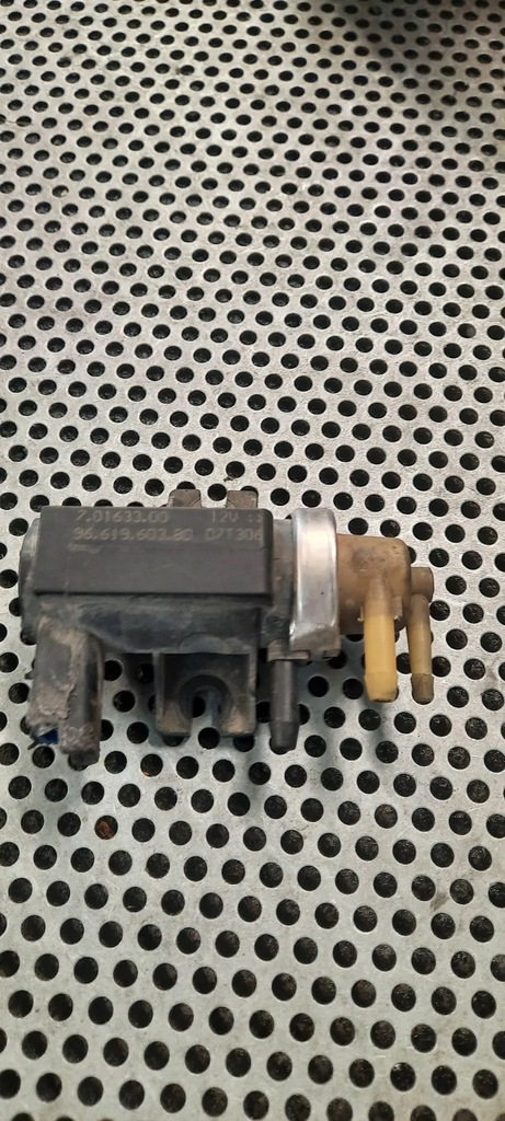 фото №1, Клапан вакуумa 70163300