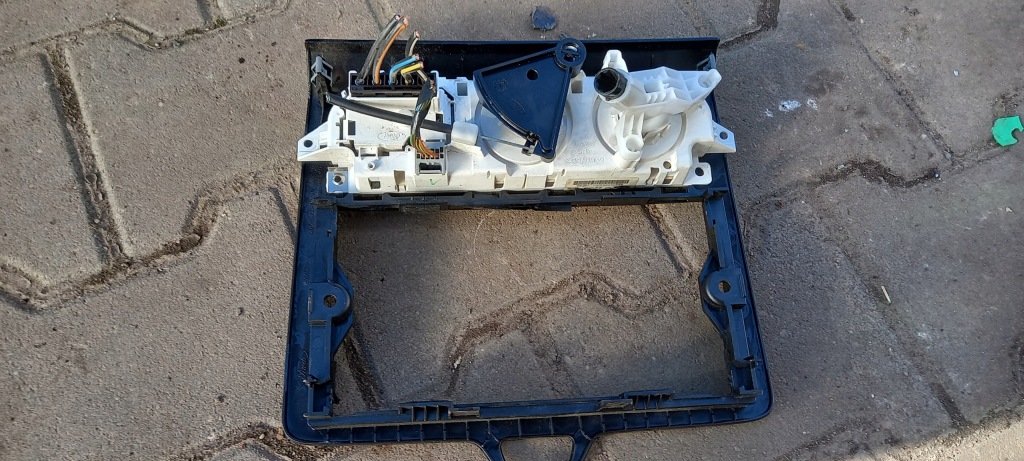 фото №2, Панель кондиционера ford focus 06r hb