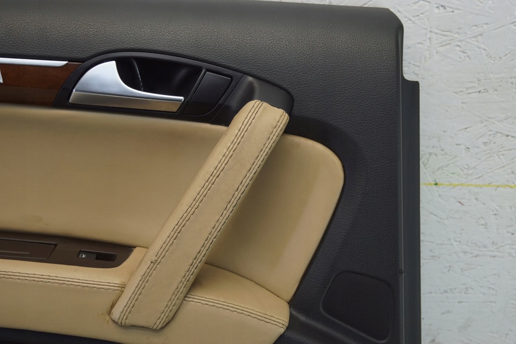 фото №5, Обшивка дверь левый задняя audi q7 4l