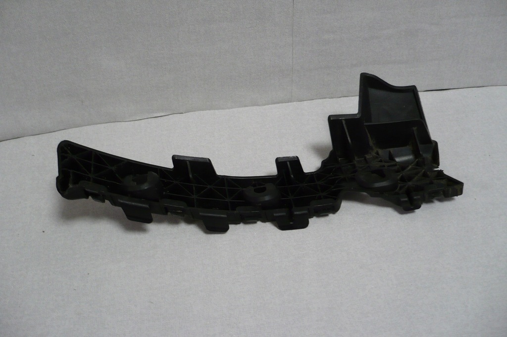 фото №8, Kia stonic направляющая бампера правый задняя