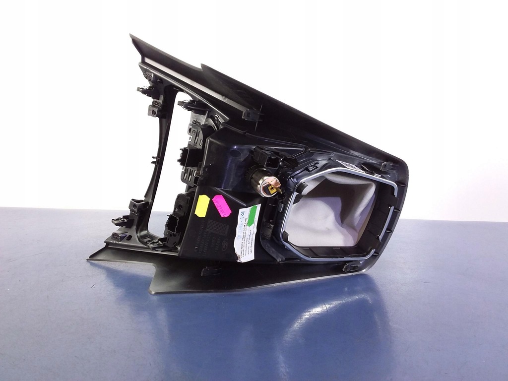 фото №5, Ford b-max панель средний рамка домкрата чехол