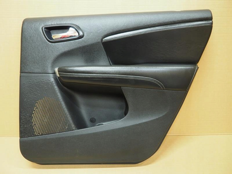 фото №1, Оббивка двері правий задня задня fiat freemont