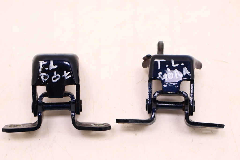 фото №1, Mazda cx-5 ii 17- петли дверь левых задняя 42m