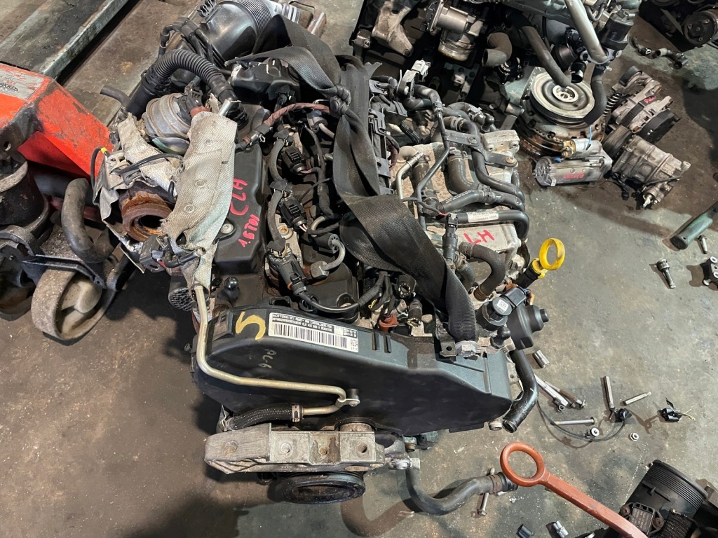 фото №1, Vw audi skoda seat 1.6 tdi двигатель clh
