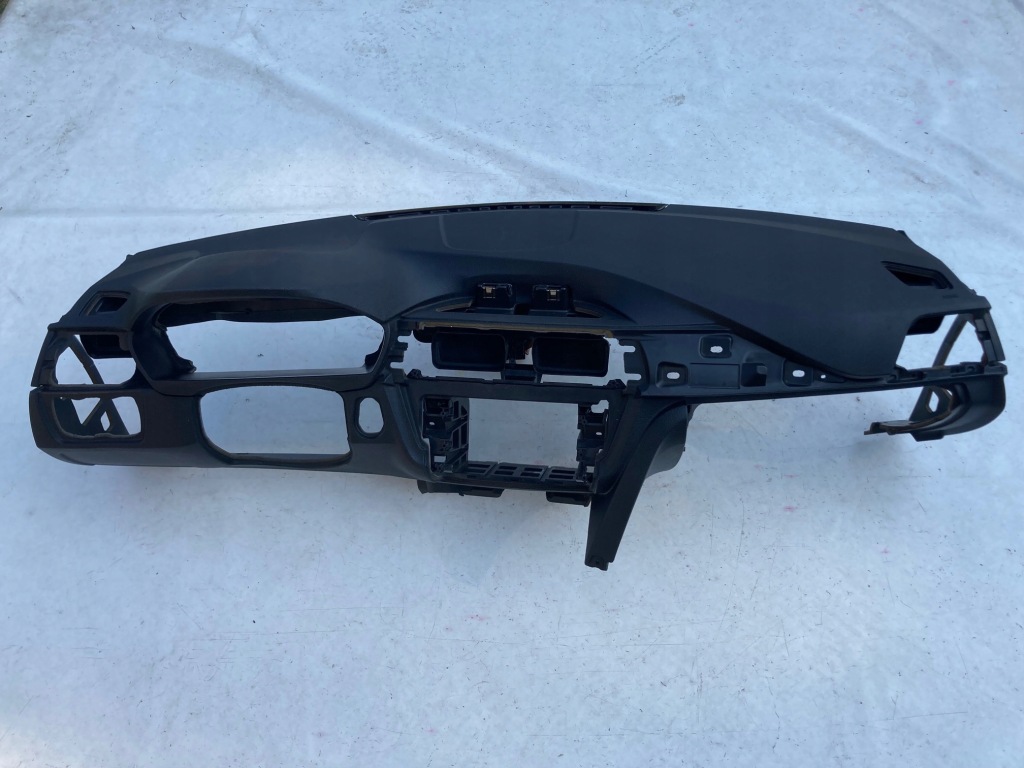 фото №1, Bmw 3 f30 f31 f34 приборная панель приборная панель консоль