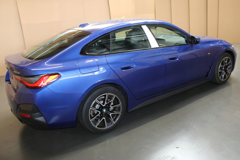 Купити Оригінальна захист прокладка капот лампи ліва bmw g26 g22 g23 9883647 51km