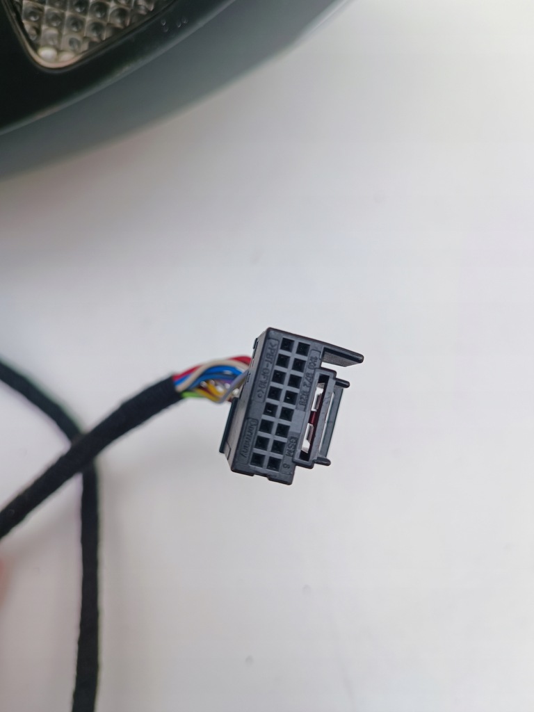 фото №8, Vw beetle 5c зеркало белый правое 11 pin