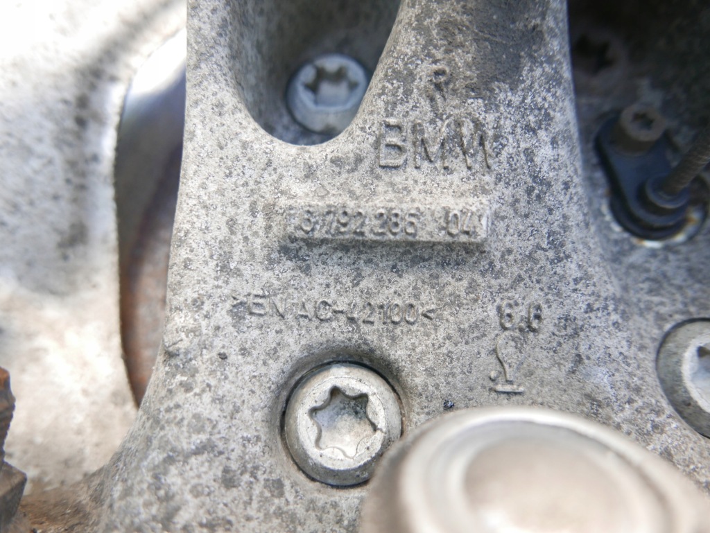 Bmw f20 f21 f22 амортизационная стойка поворотный кулак правый перед Киев