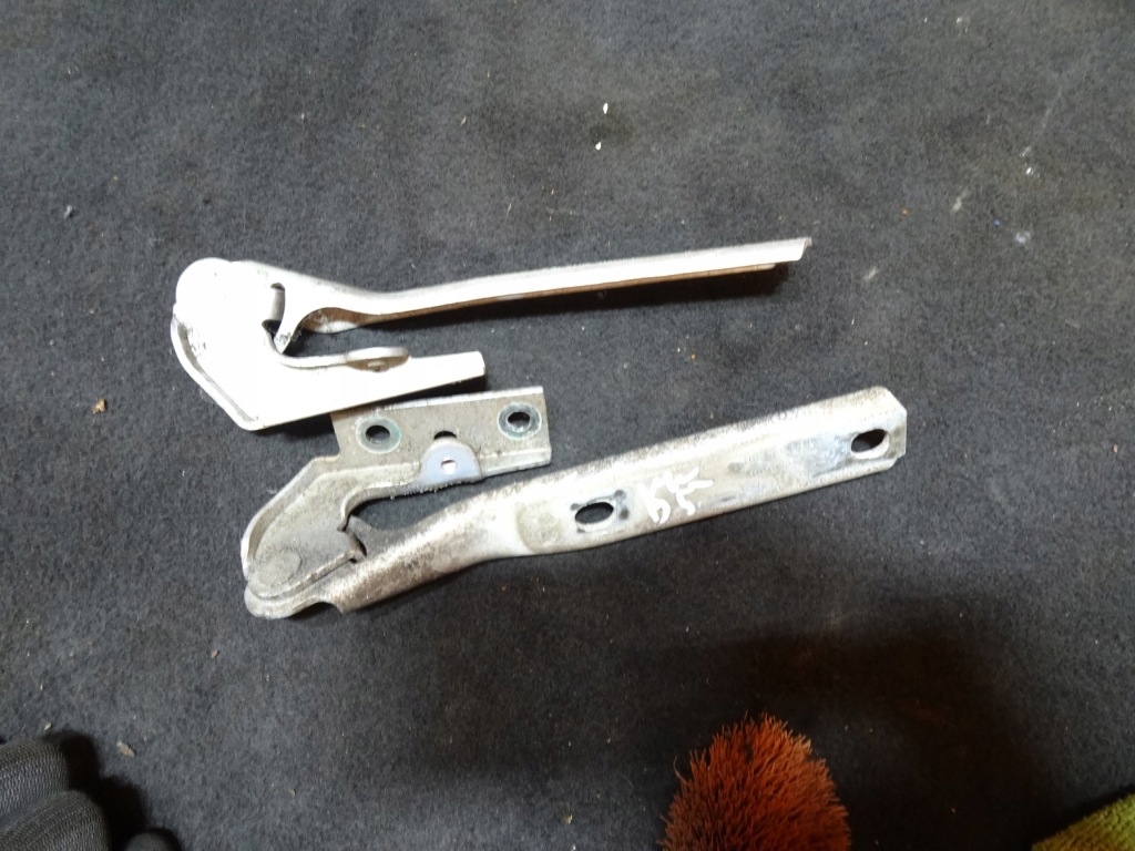 фото №1, Vw passat b5 петли капот