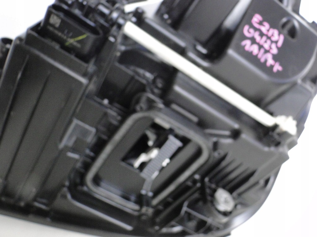 фото №13, Mercedes e klasa 213 w213 лампа передняя правая