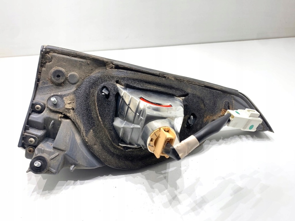 Лампа задня права внутрішня lexus ct хетчбек світло задня, права Ціна