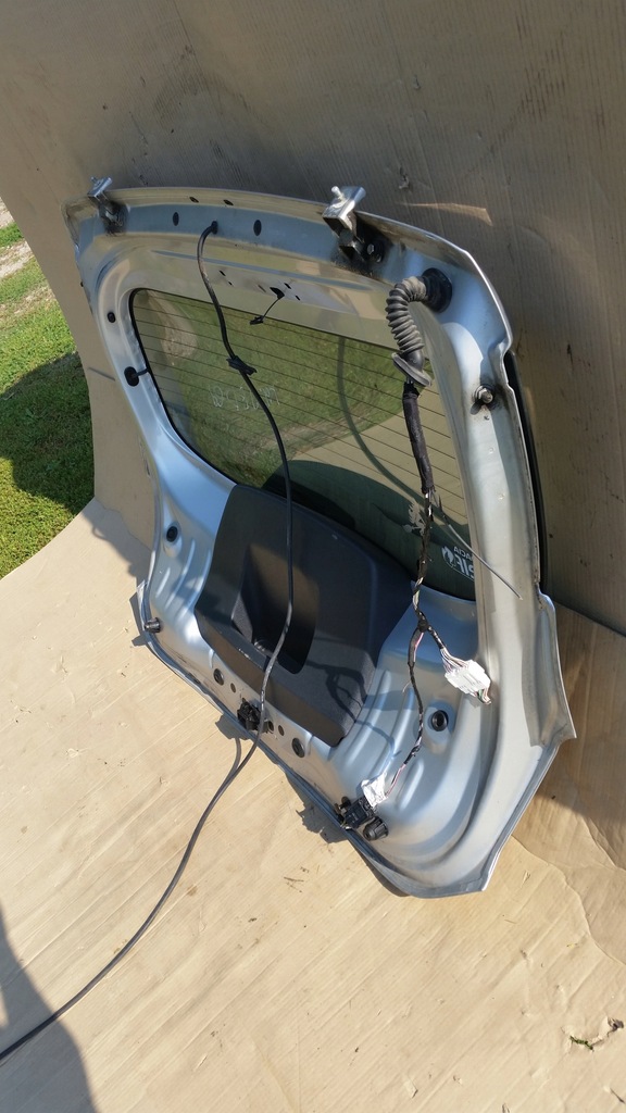 фото №10, Dacia sandero ii 12- кришка багажника багажника задня ted69