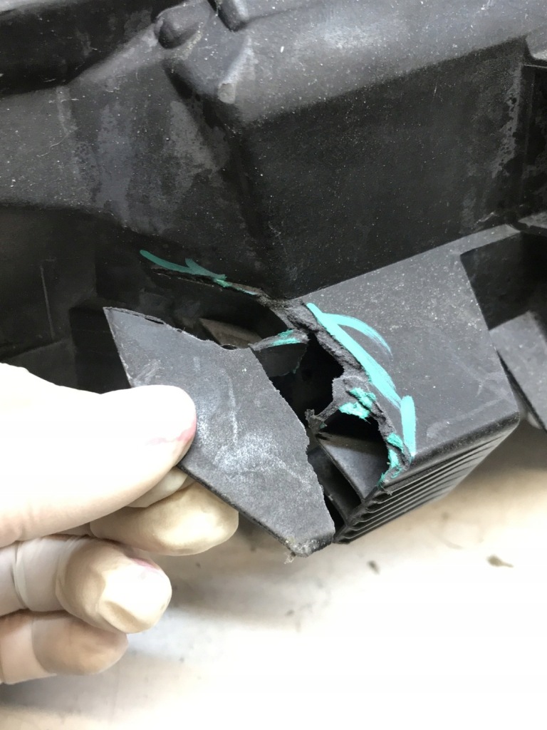 Bmw x1 f48 15- лампа права перед передня full led 7472220 Недорого