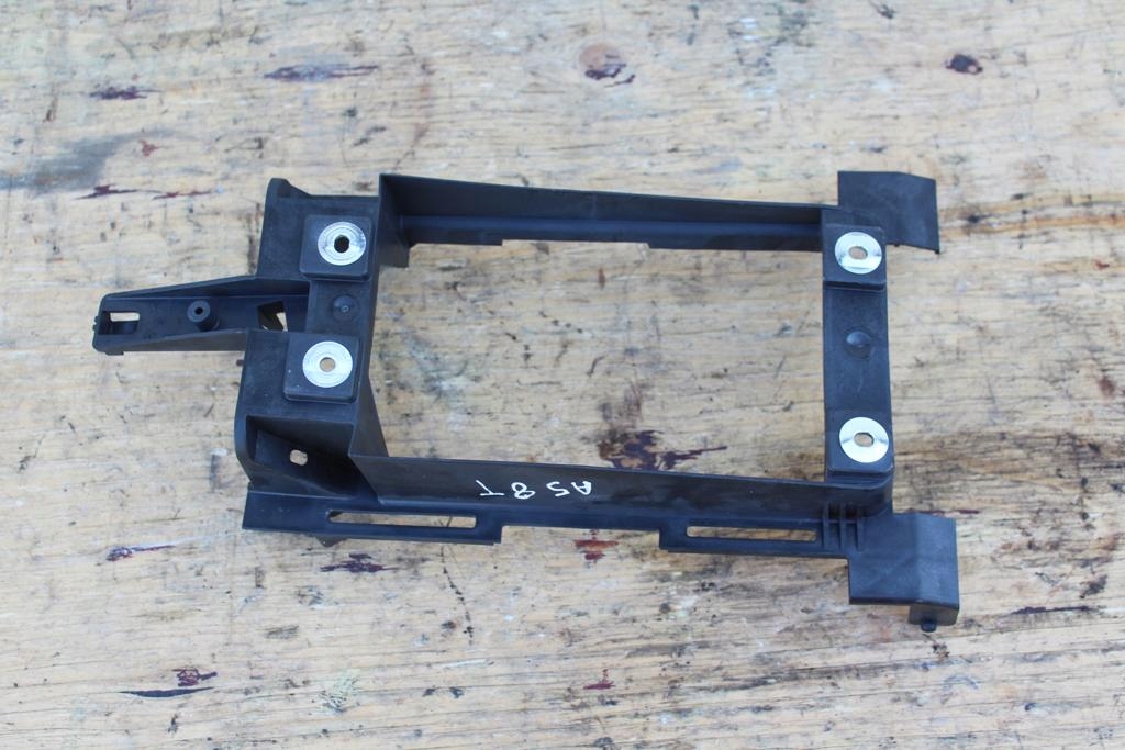 фото №7, Кронштейн кронштейн тунель середнього audi a5 8t 8k0863531a