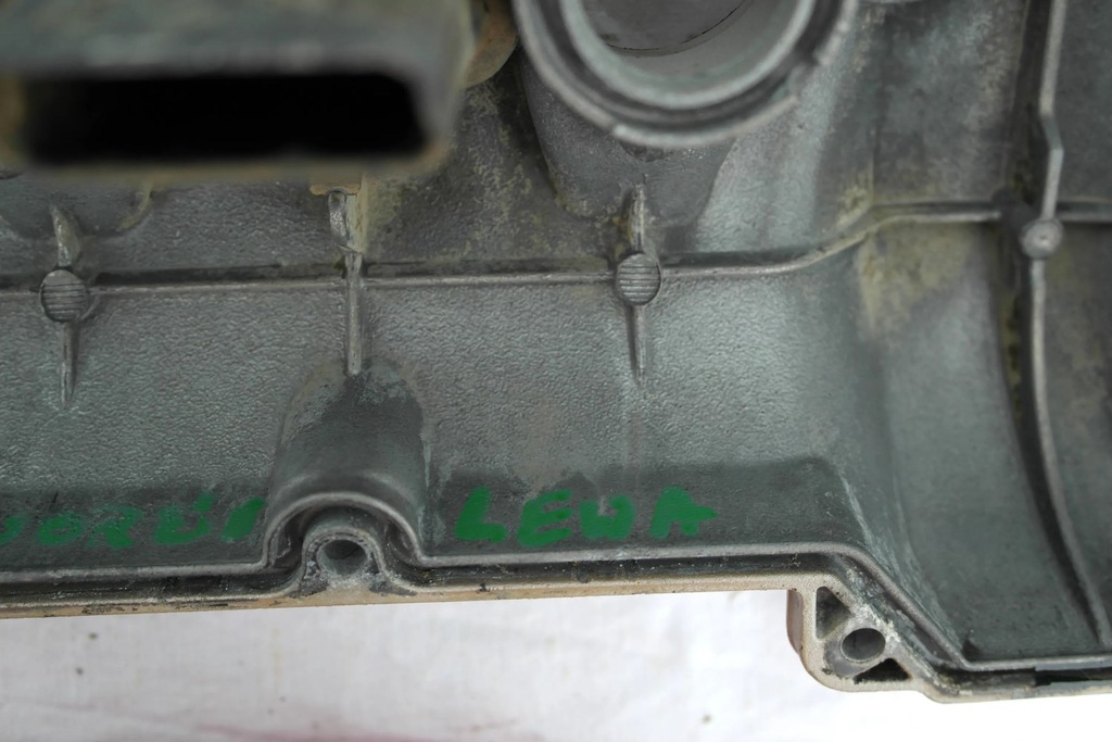 фото №6, Porsche cayenne 9pa 2003 левая сторона крышка клапанов