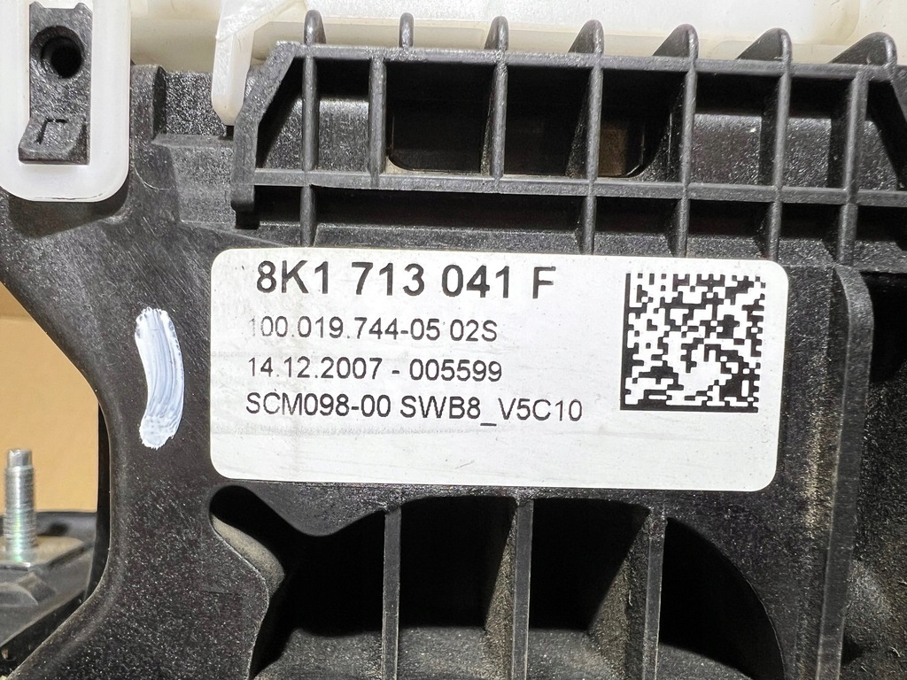 фото №8, Audi a5 8t 2.7 tdi автоматична коробка передач домкрат вибірник перемикання передач 8k1713041f