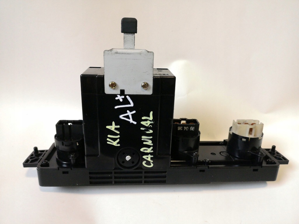 фото №7, Панель обдув кондиционера kia carnival 0k55a61190