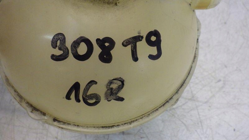 фото №8, Бачок расширительный peugeot 308 ii t9 9678514680 9678125880