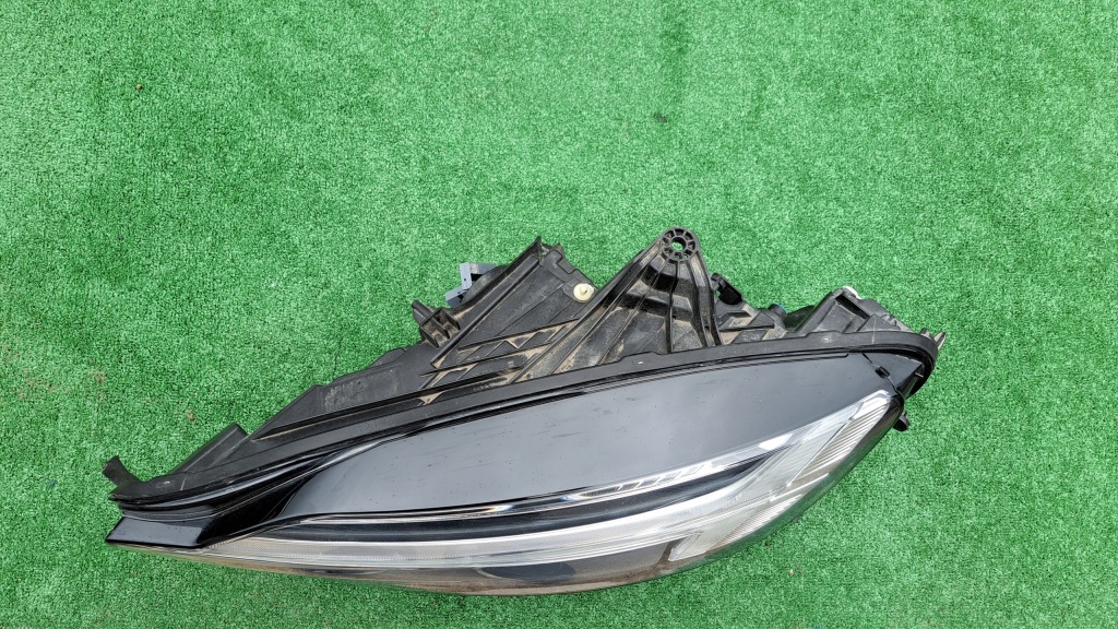 Volvo s60 v60 2 2 full led фара передня Доставка