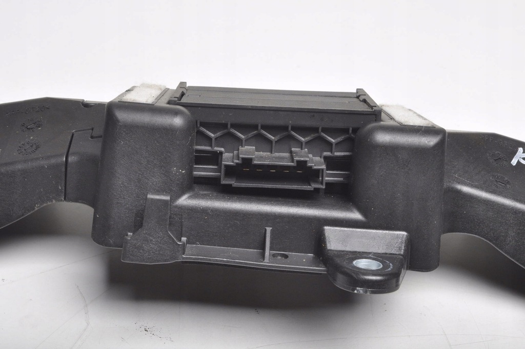 фото №7, Skoda karoq кронштейн кронштейн решітка обдув сидіння 57a971457a 57a973710a