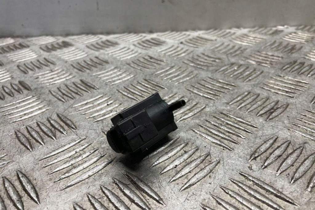 фото №9, Клапан электромагнитный bmw 3 f30, f80 7810831 3.0l дизель 2015