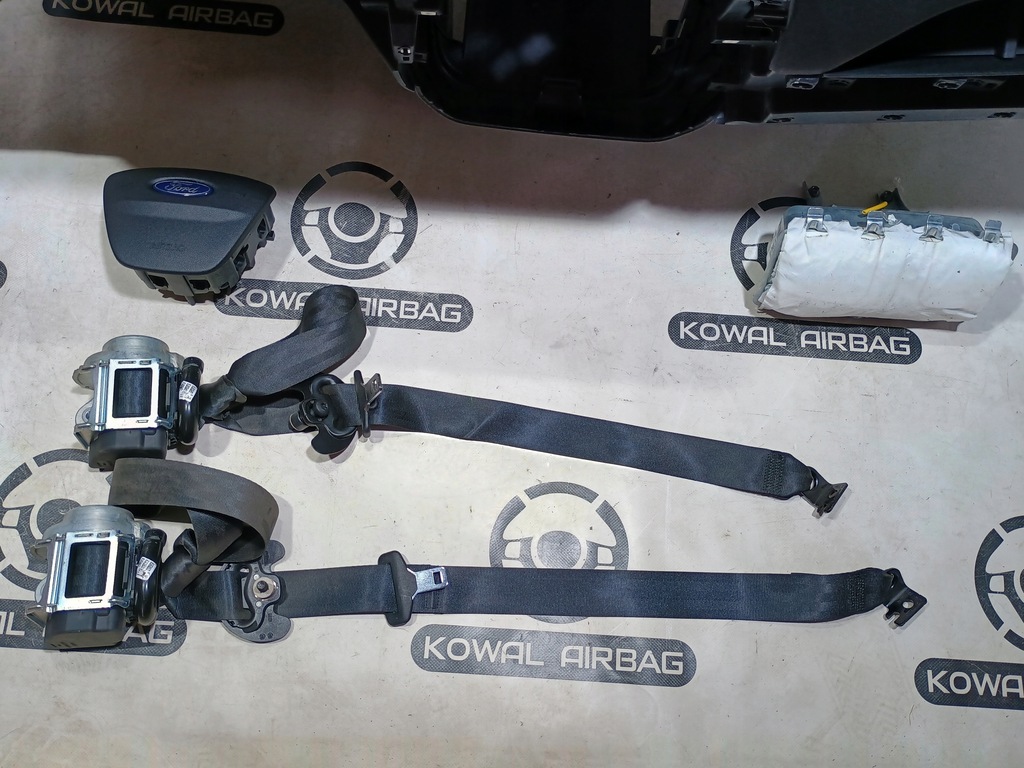фото №10, Ford transit courier ii 2023 приборная панель консоль подушка безопасности подушки безопасности ремни восстановление