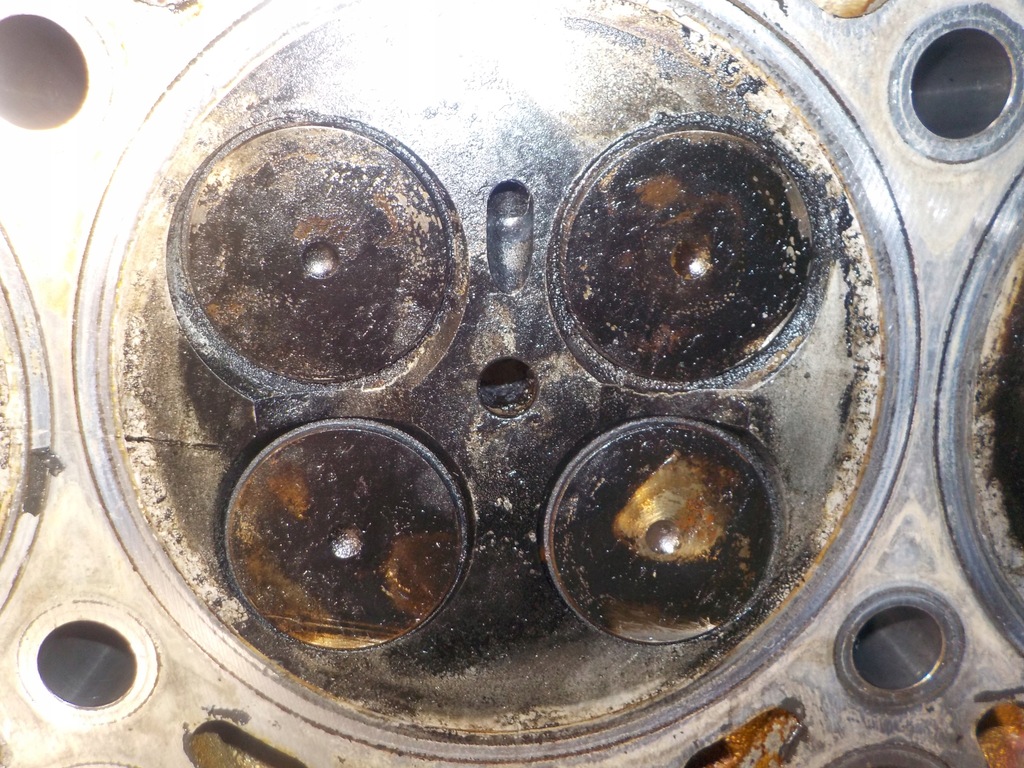 фото №14, Chrysler voyager iv 2.5 crd 16v головка двигателя 90352040f