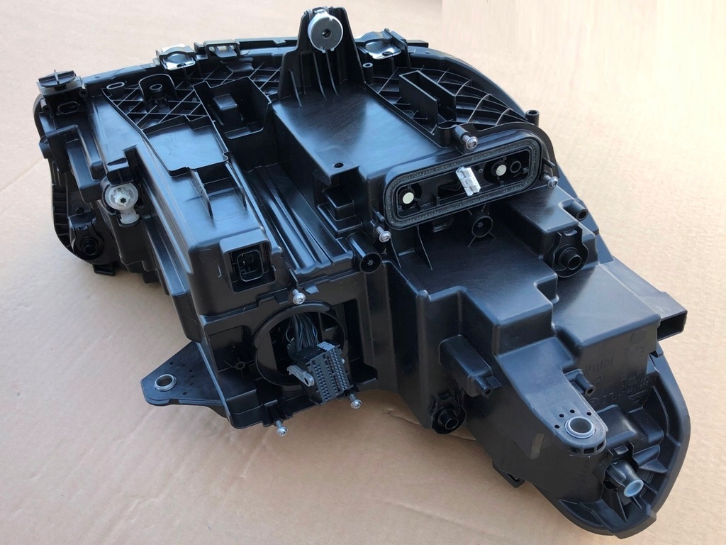 фото №10, Лампы передние левая правая nieuzbrojone голый led bmw x1 u11 europa