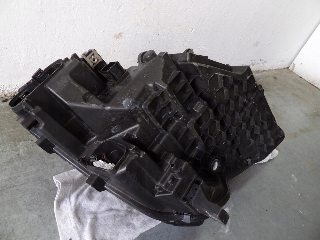 фото №11, Лампа левая левый перед full led audi e-tron 4ke941039