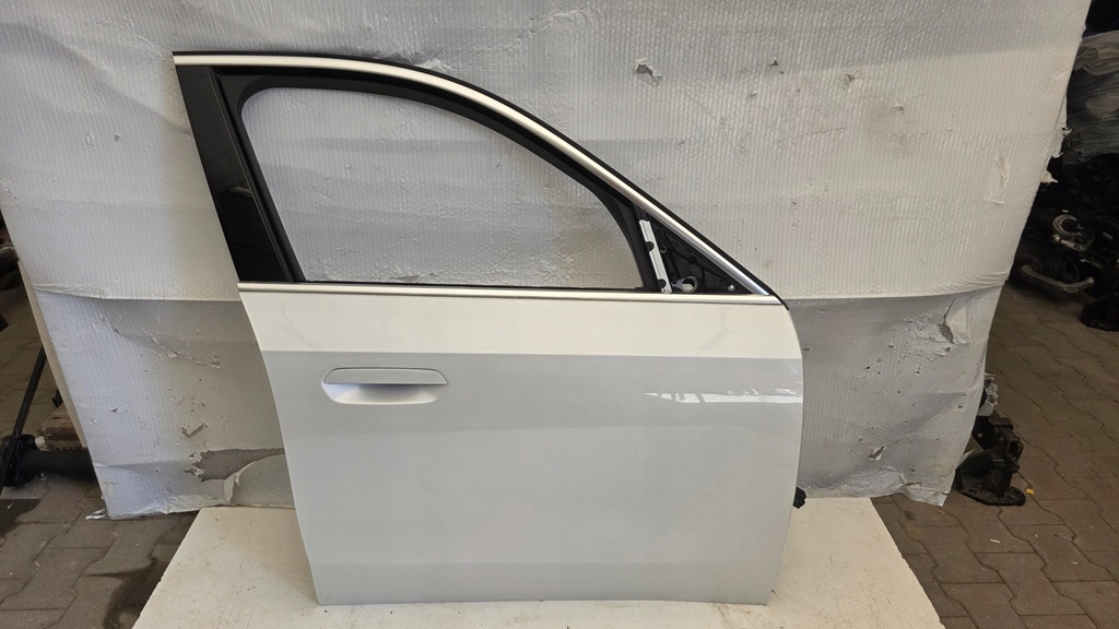 фото №1, Дверь передние перед правое bmw x1 u11 a96