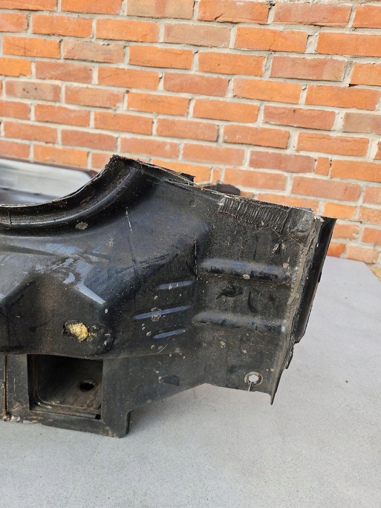 фото №7, Jeep grand cherokee wk2 10-22r pas задний поддон ниша