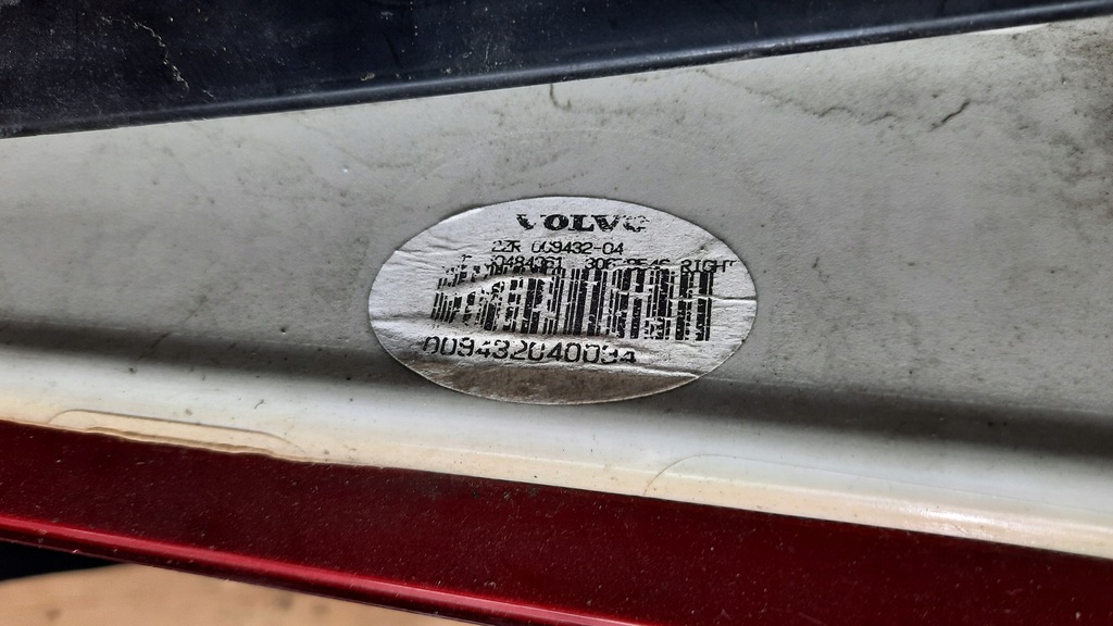 фото №10, Volvo v70 iii xc70 ii 06-14 лампа задня права кришки