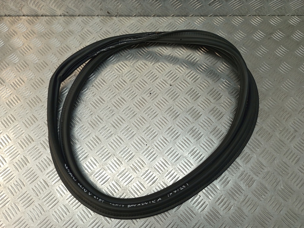 фото №11, Renault clio v lift прокладка крышки багажника задняя задняя