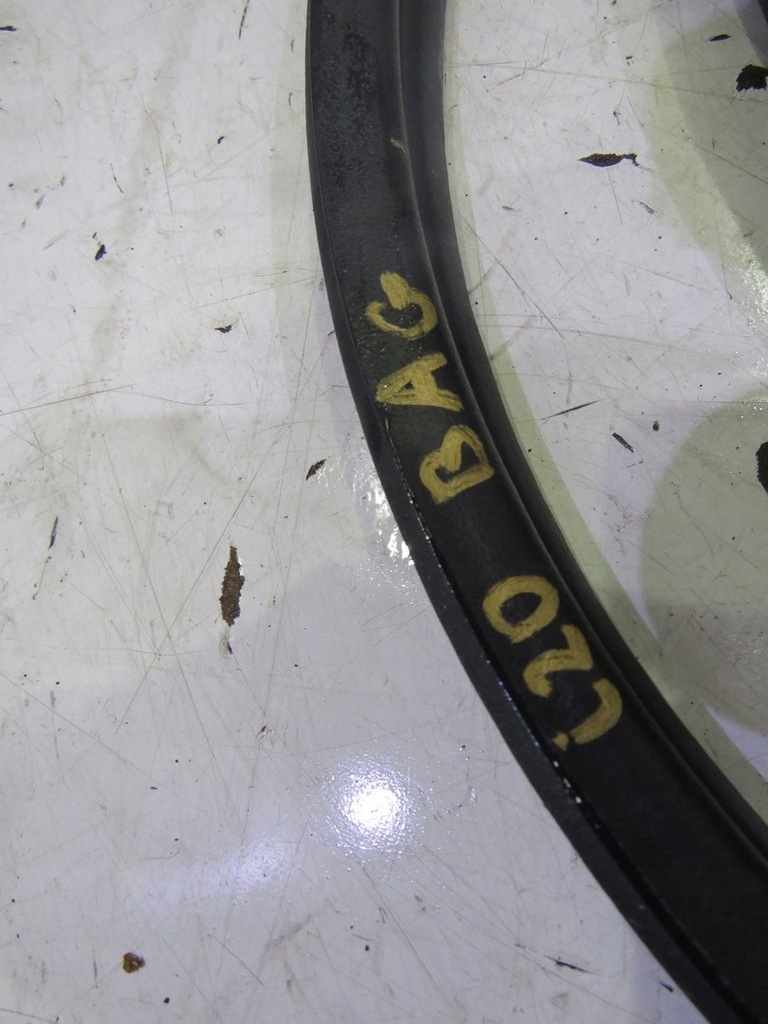 фото №1, Прокладка багажника крышки hyundai i20 ii