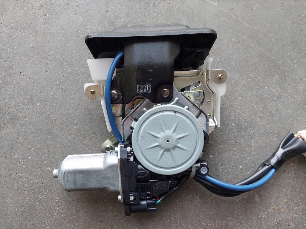 фото №3, Замок крышки багажника 412320-10080 lexus rx ii 400 300 rx400 h