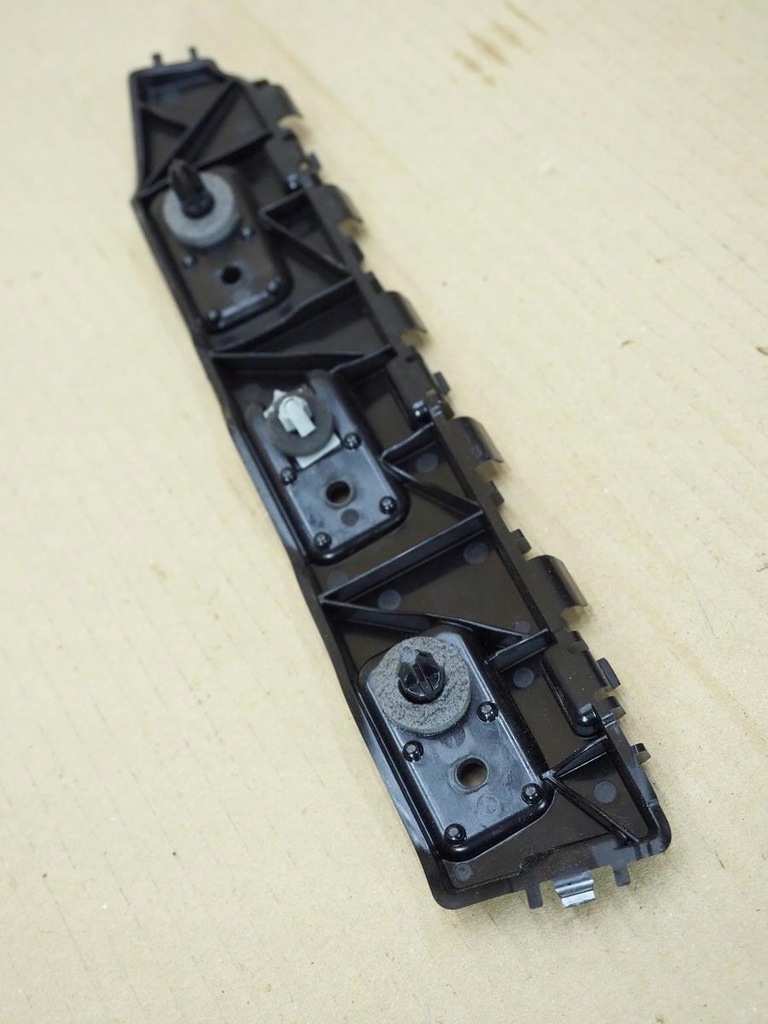 фото №16, Ford kuga mk3 направляющая бампера правый задняя