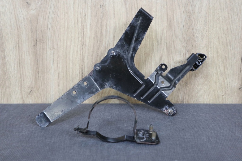 Купить Mercedes slk r172 лист кронштейн кронштейн радиатора масляный насос воды