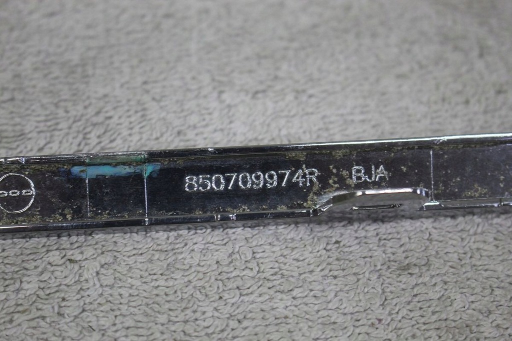 фото №7, Хром молдинг задняя renault clio v 5 850709974r