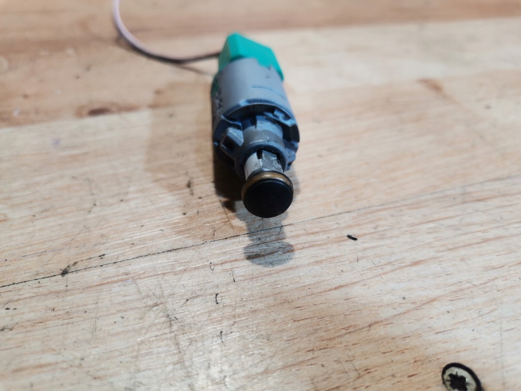 фото №4, Датчик педалі зчеплення renault scenic ii megane ii 8200168240b