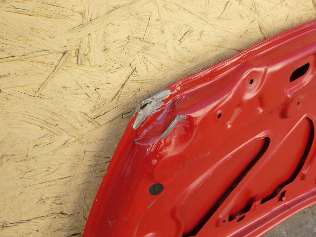 фото №12, Renault clio iii 3 05- капот