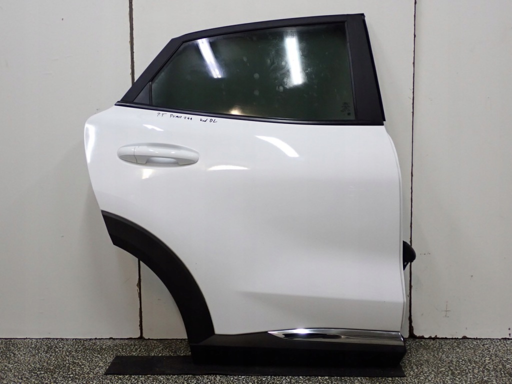 Купить Дверь правый задний  полный оригинал kod: dl ford puma 2 2 24r