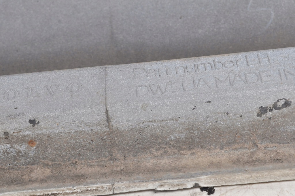 фото №14, Volvo s60 ii v60 молдинг накладка поріг ліва 31333004