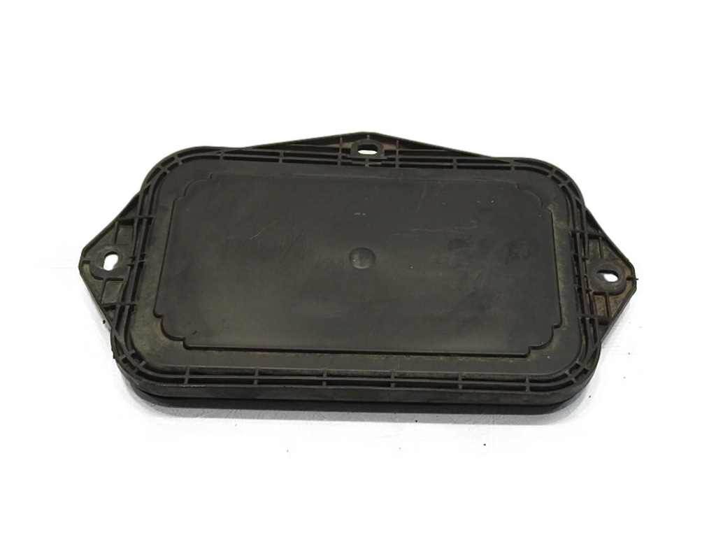 фото №1, Заглушка впуск воздуха левая vw passat b7 1k0941369a