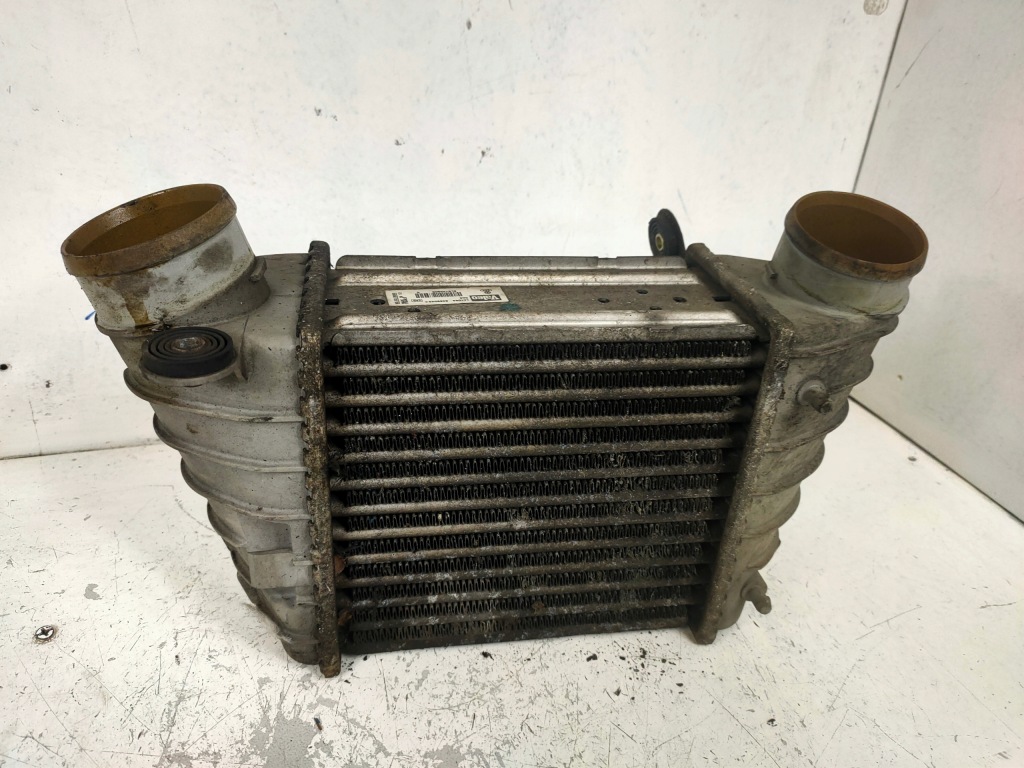 Купити Інтеркулер auditt 8n 8l9145805g