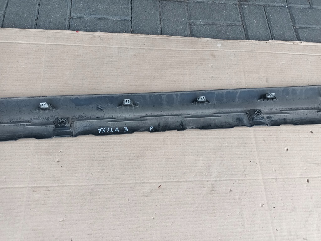фото №8, Молдинг порог правая tesla model 3 порог правый