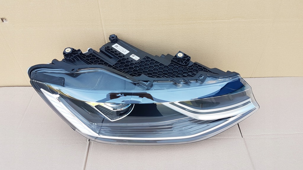 фото №10, Лампа перед правая vw caddy iv 2k8 full led nowa оригинал идеальное состояние!!