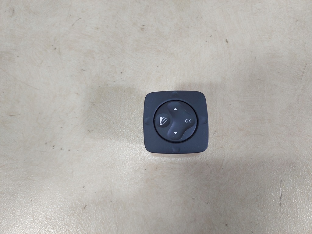 фото №1, Scenic iii перемикач дисплея 283950001r