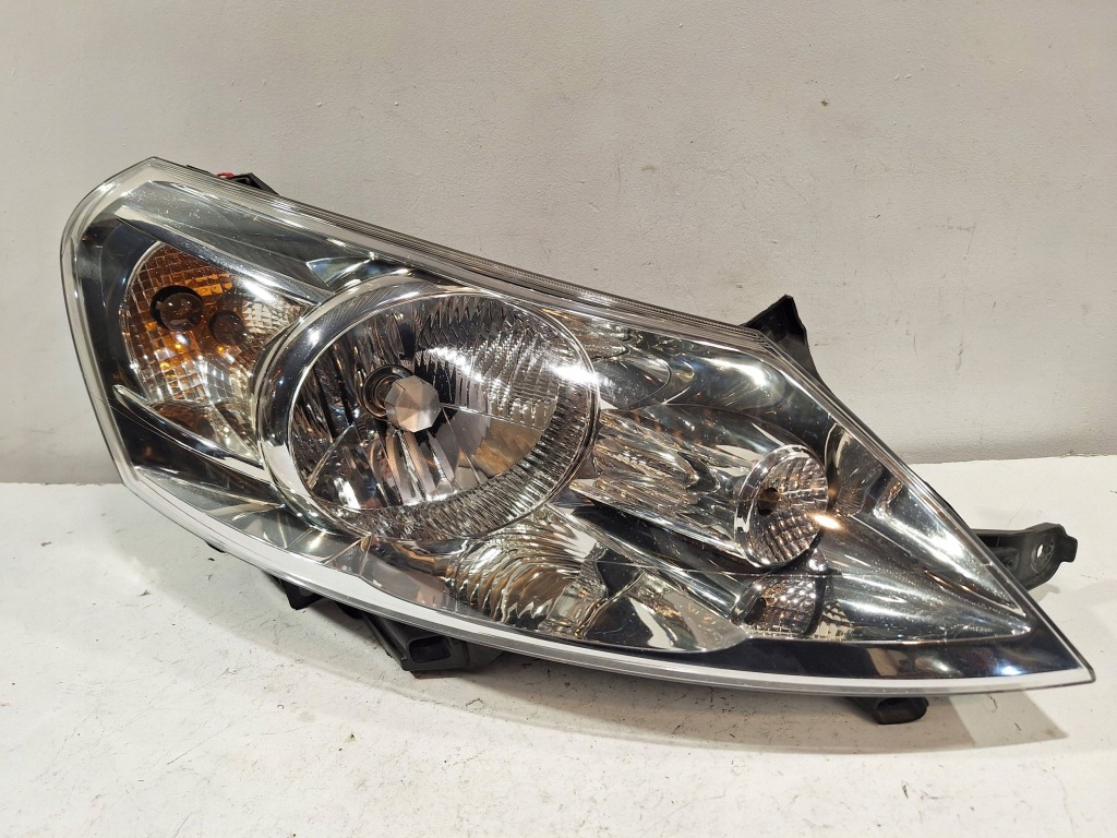 фото №1, Лампа перед права 1400455380 fiat scudo ii expert jumpy 07-