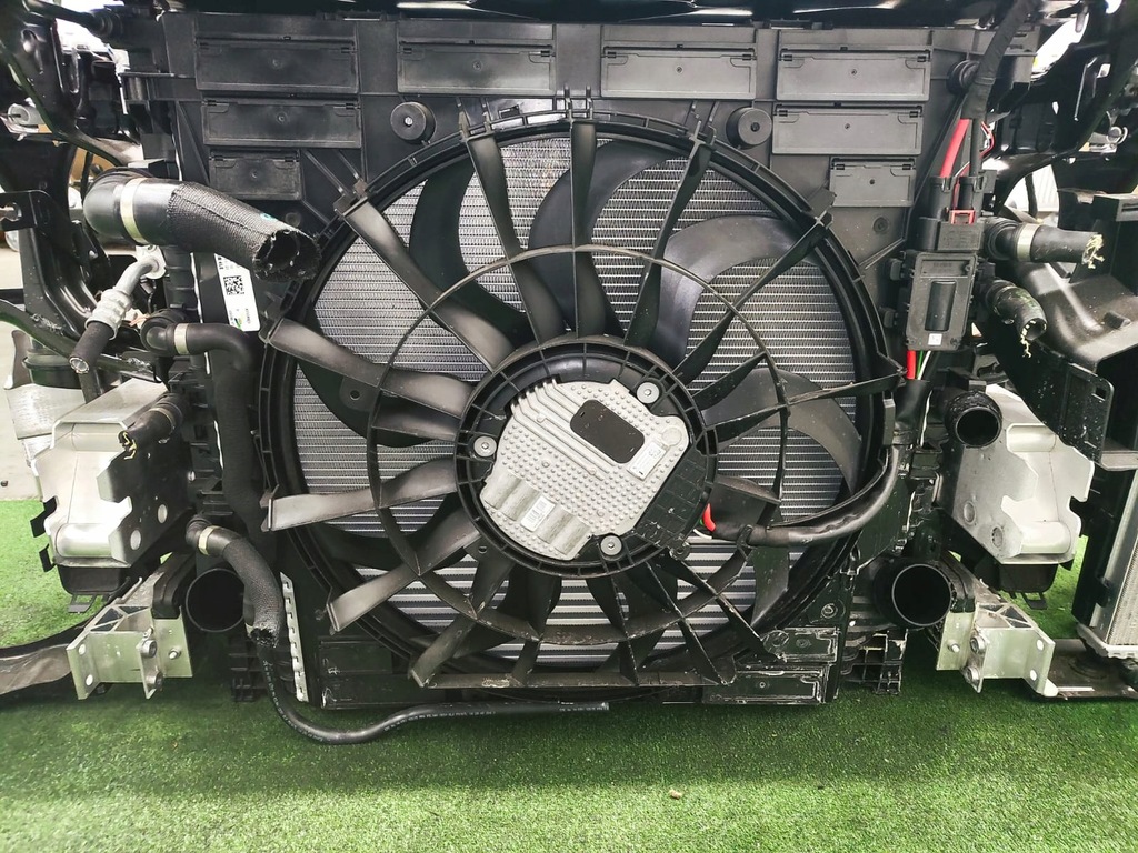 фото №13, Bmw x7 g07 lci перед капот pas крыло бампер лампы 475 m-pakiet